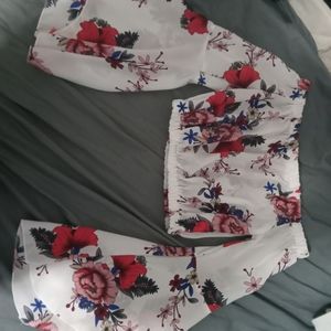 Bell sleeved crop top